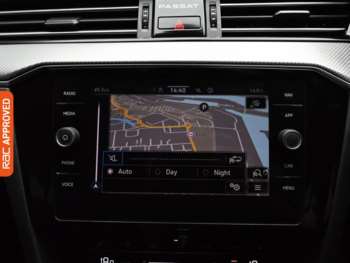 Used Volkswagen Passat 2023 for sale - 74992514: Photo