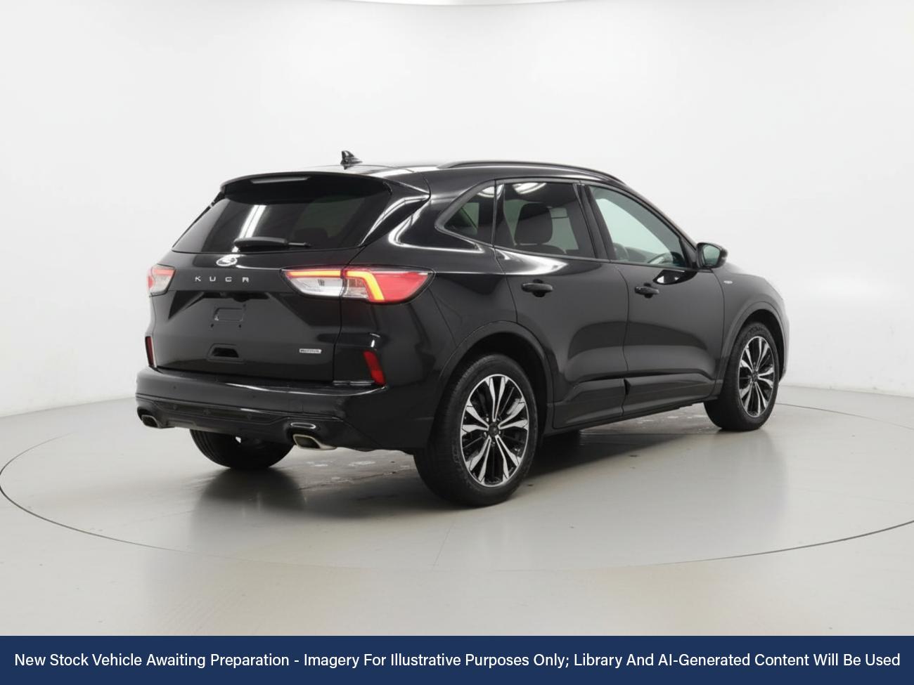 Used Ford Kuga 2023 for sale - 76805320: Photo 2