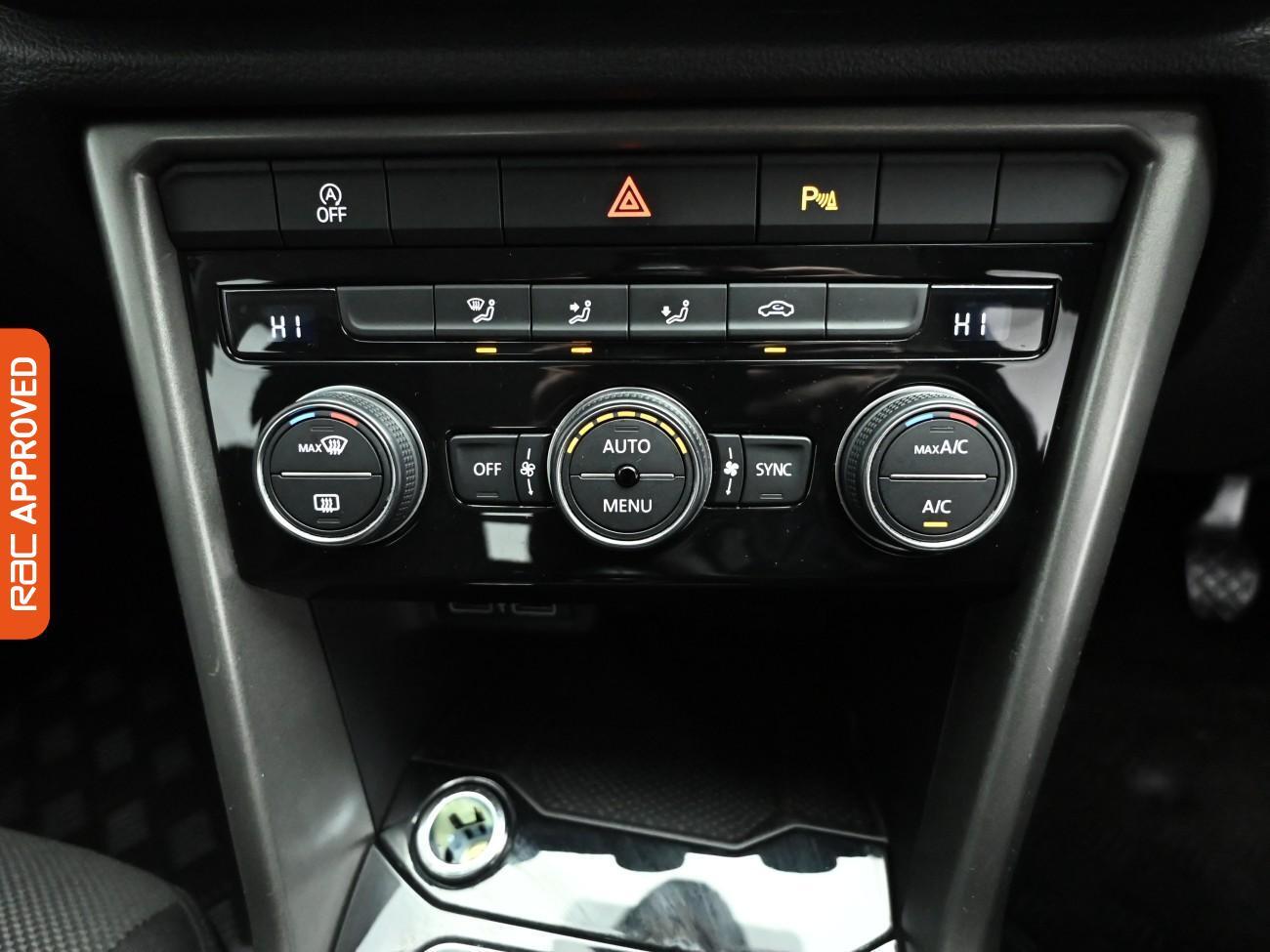 Used Volkswagen T-Roc 2020 for sale - 76919313: Photo 17