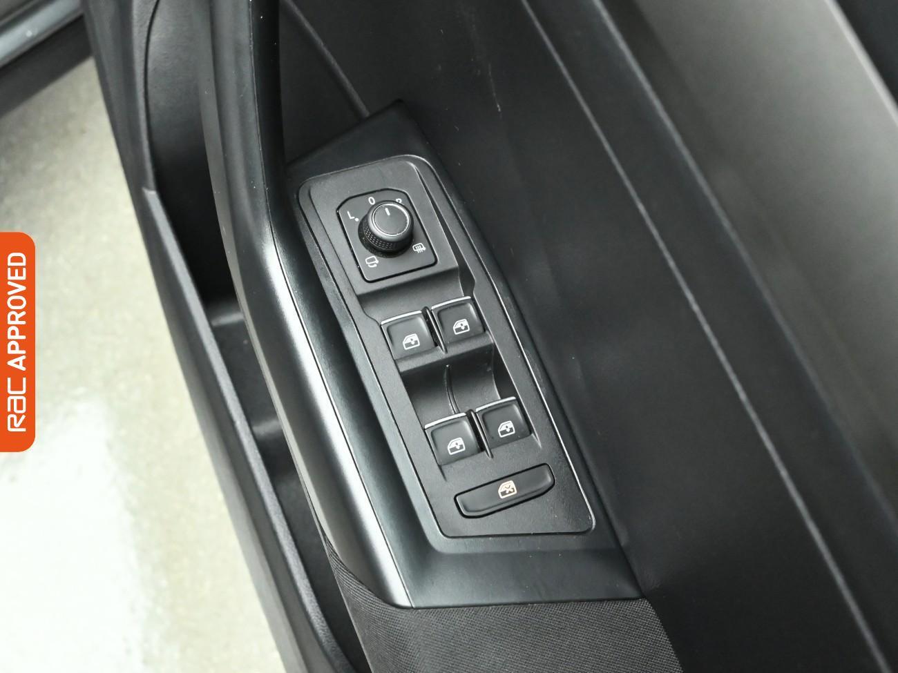 Used Volkswagen T-Roc 2020 for sale - 76919313: Photo 23