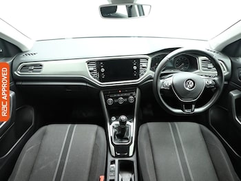 Used Volkswagen T-Roc 2020 for sale - 76919313: Photo