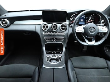 Used Mercedes-Benz C Class 2019 for sale - 76262672: Photo 2
