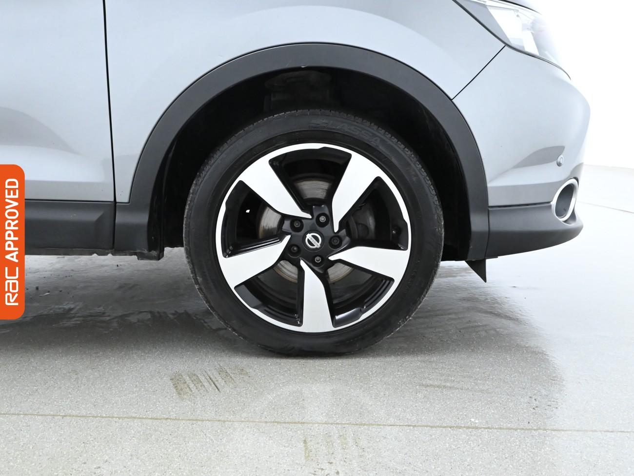 Used Nissan Qashqai 2017 for sale - 76170307: Photo 25