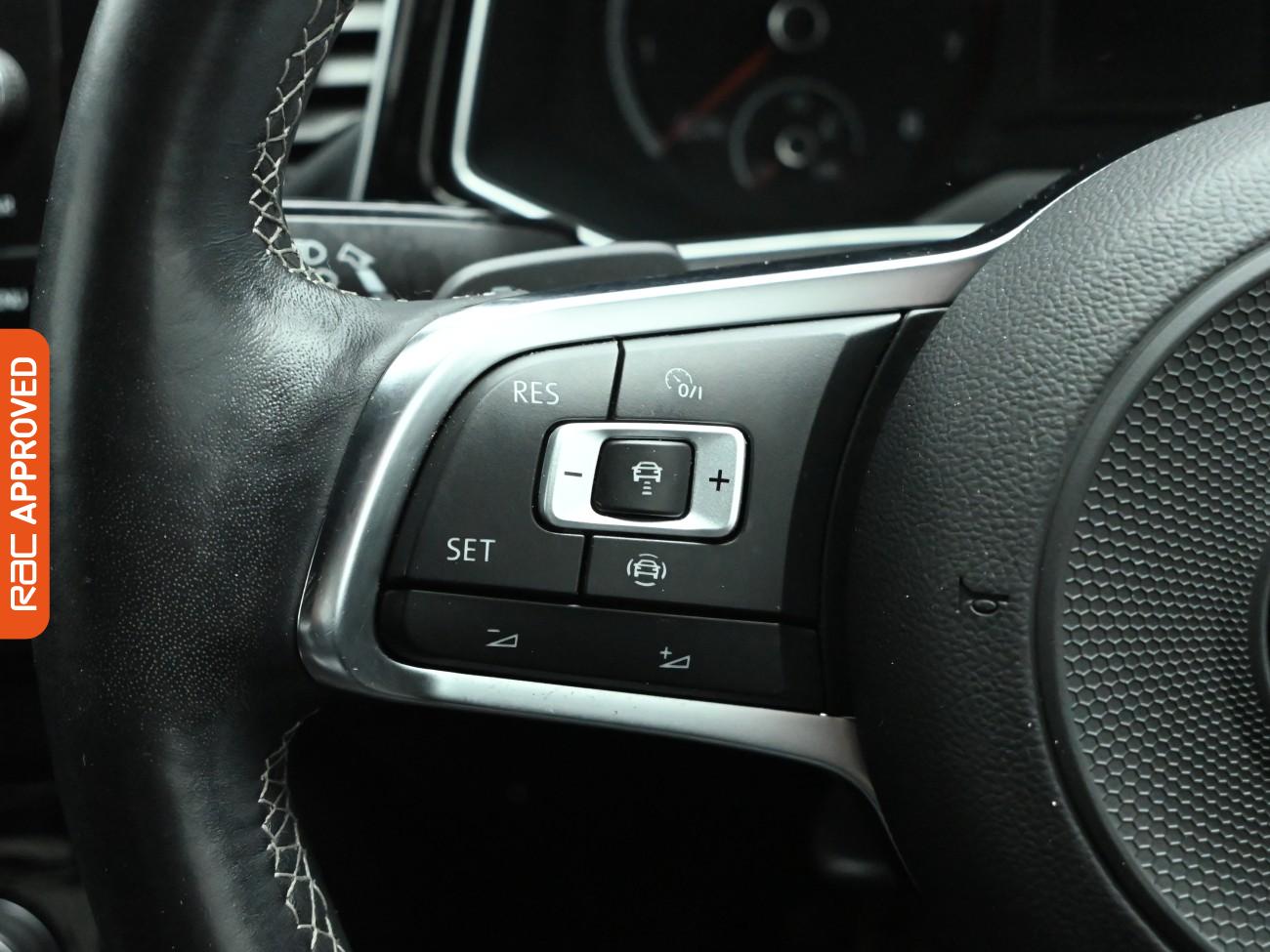 Used Volkswagen T-Roc 2022 for sale - 77059347: Photo 21