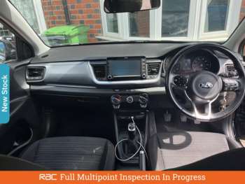 Used Kia Stonic 2018 for sale - 74841544: Photo