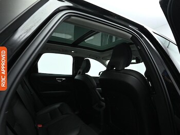 Used Volvo XC60 2023 for sale - 77779599: Photo