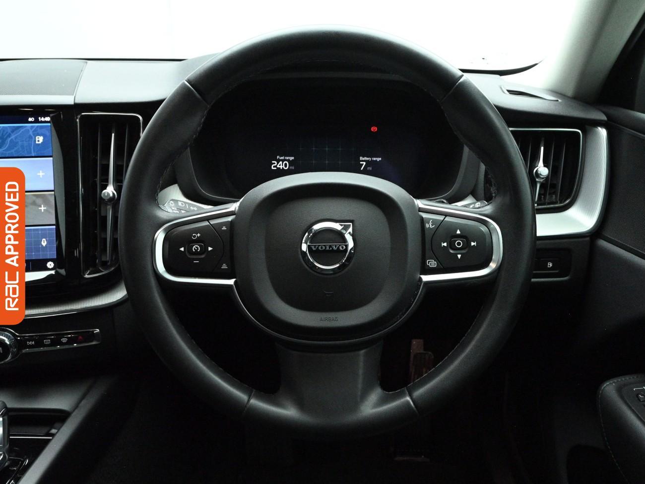 Used Volvo XC60 2023 for sale - 77779599: Photo 9