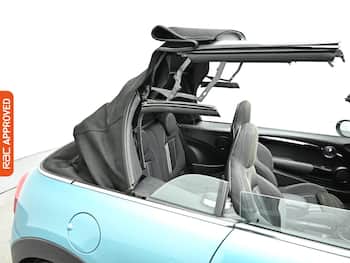 Used MINI Convertible 2019 for sale - 79810600: Photo
