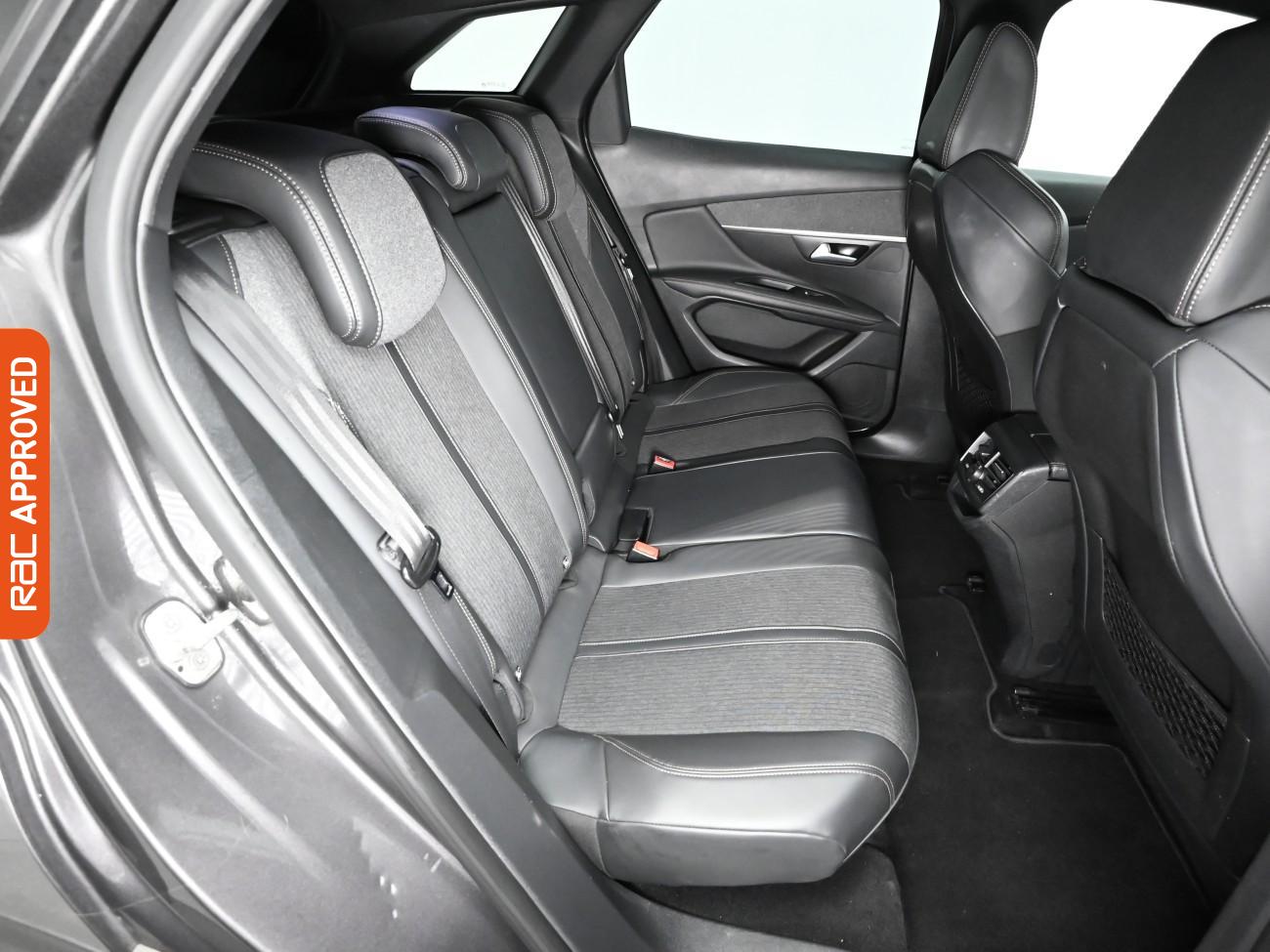 Used Peugeot 3008 2018 for sale - 77502188: Photo 12