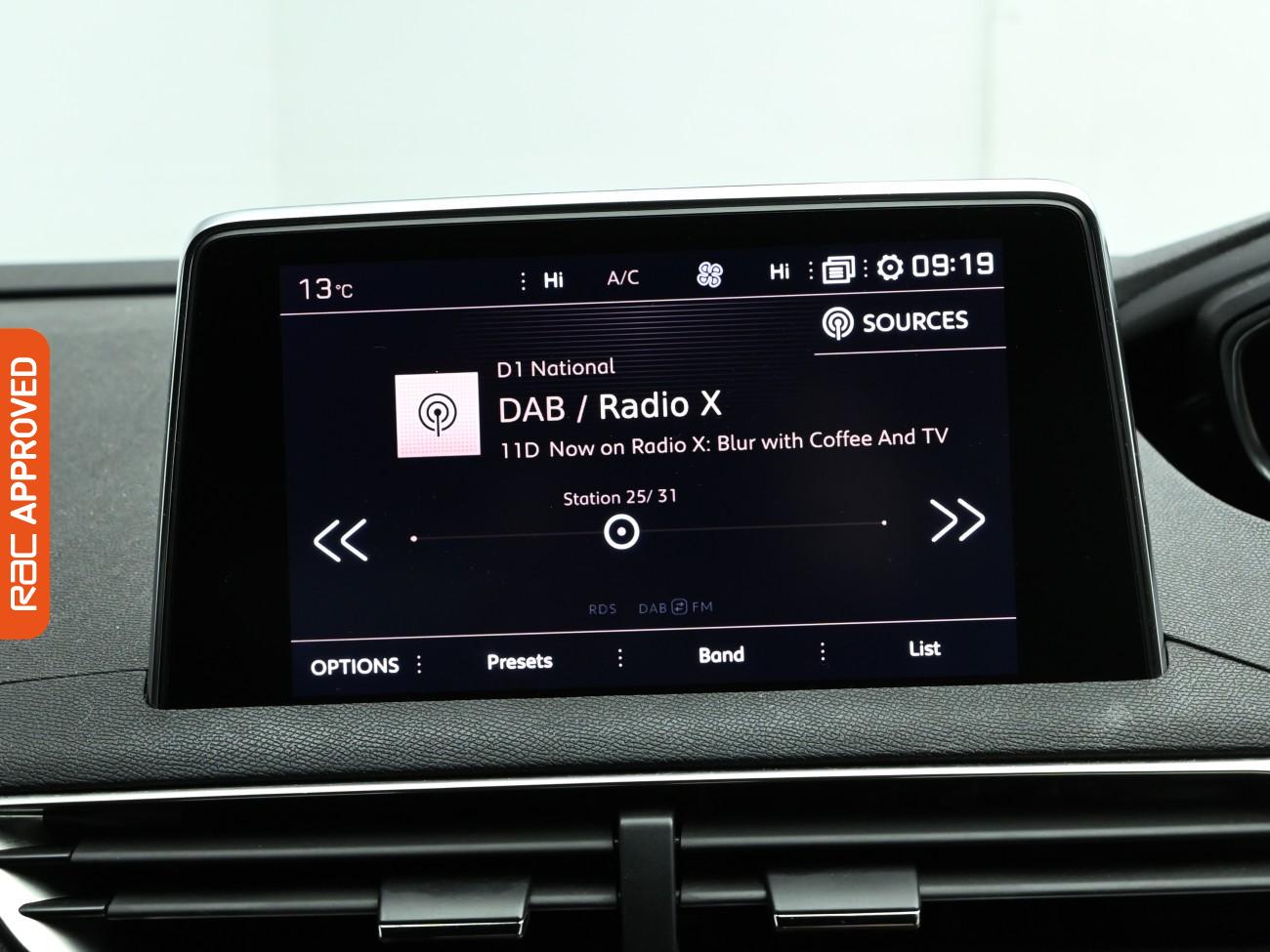 Used Peugeot 3008 2018 for sale - 77502188: Photo 14