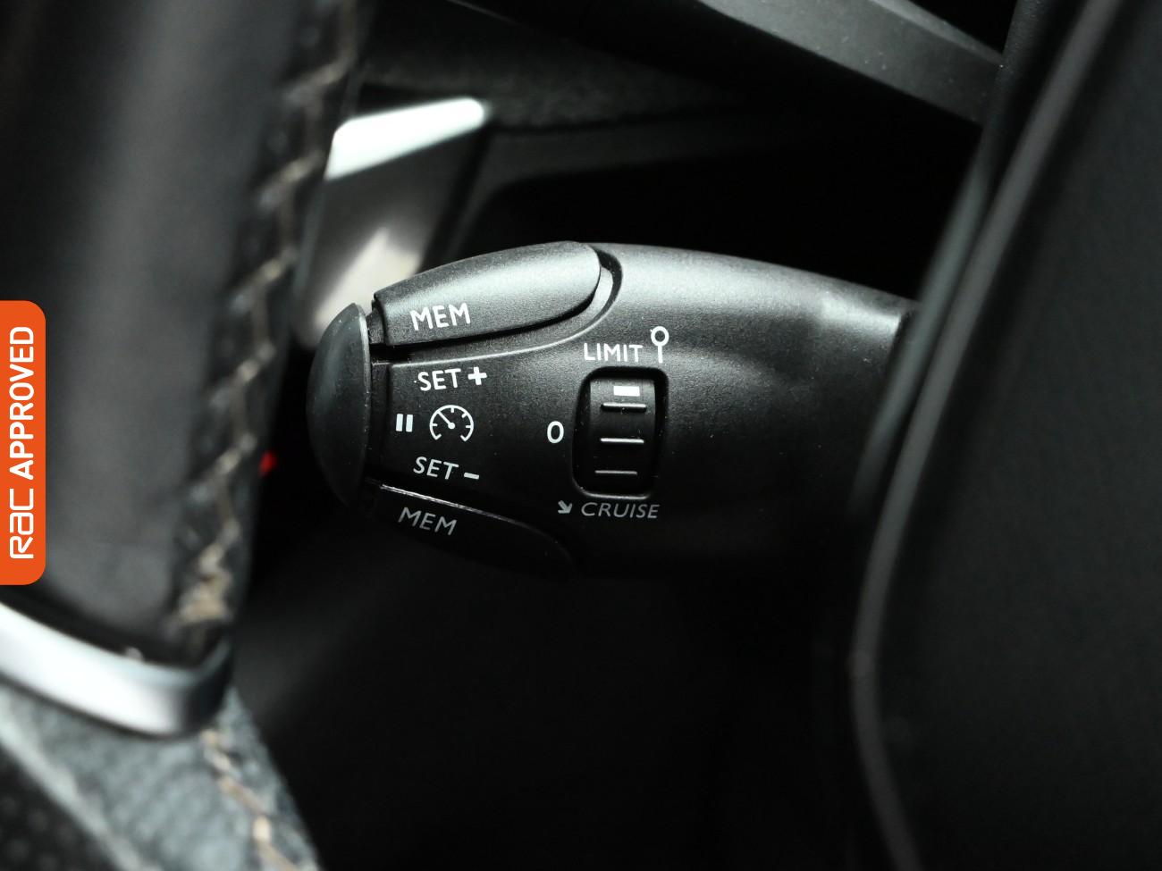 Used Peugeot 3008 2018 for sale - 77502188: Photo 20