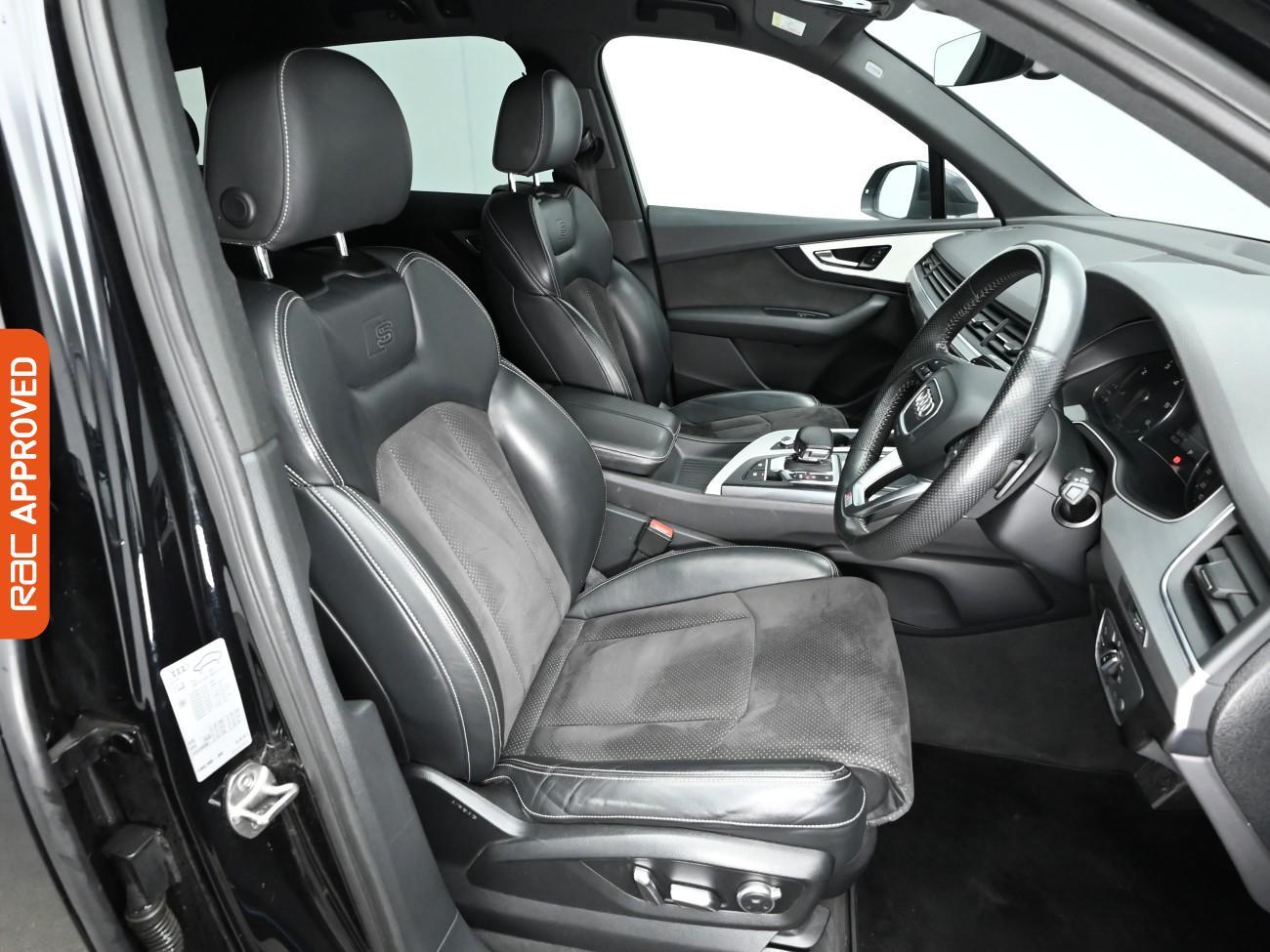 Used Audi Q7 2017 for sale - 76805257: Photo 12