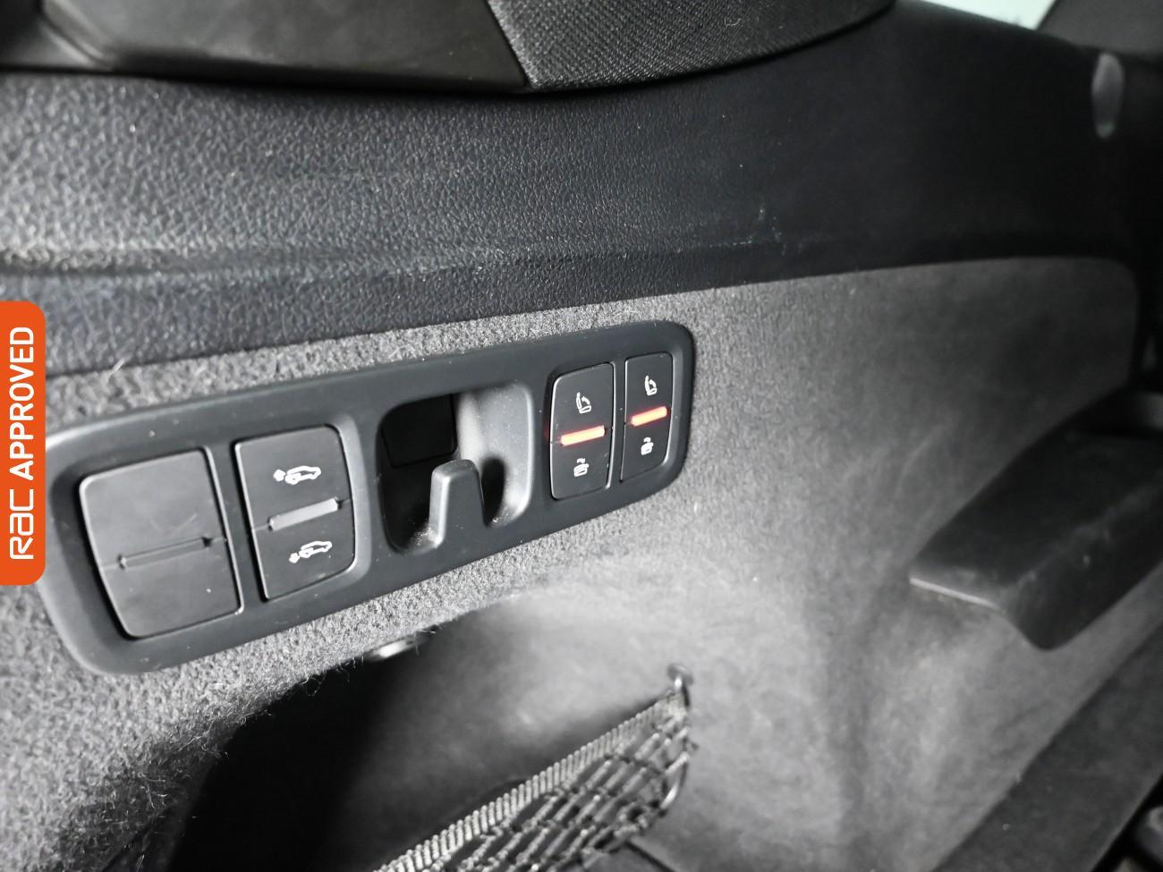 Used Audi Q7 2017 for sale - 76805257: Photo 26