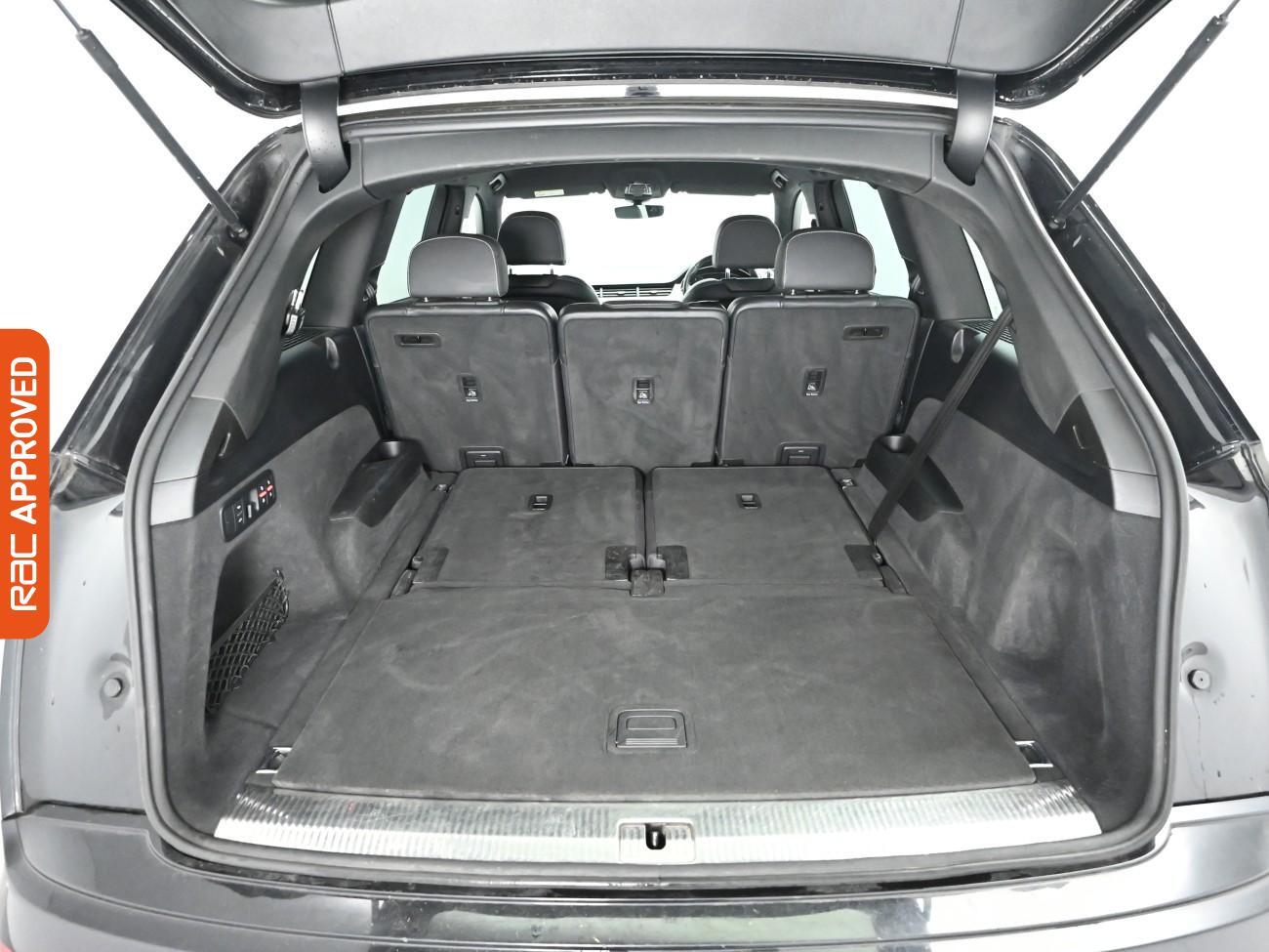 Used Audi Q7 2017 for sale - 76805257: Photo 28