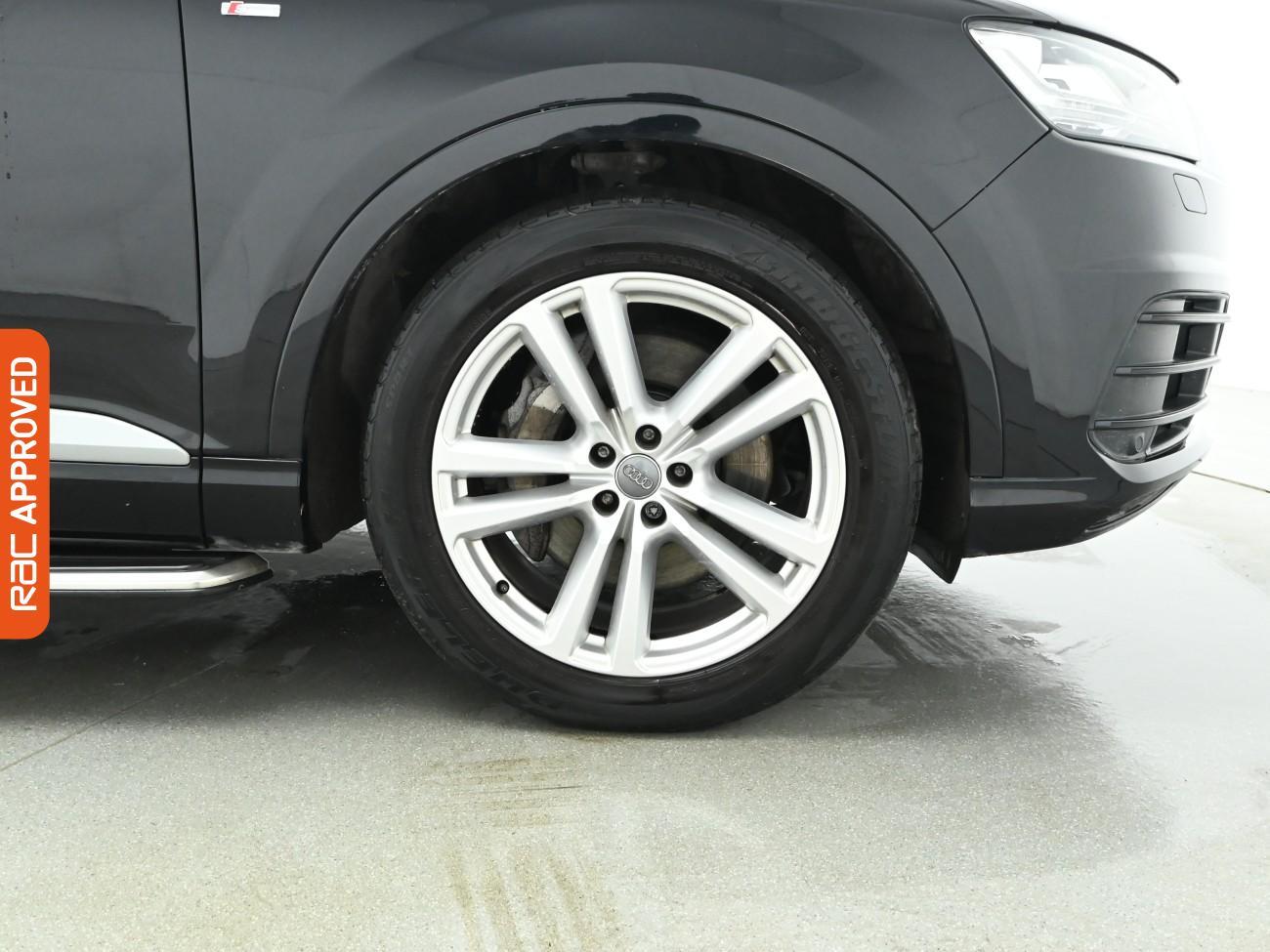 Used Audi Q7 2017 for sale - 76805257: Photo 29