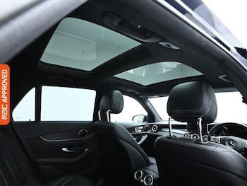 Used Mercedes-Benz GLC 2018 for sale - 76495304: Photo