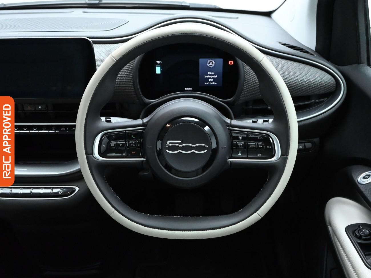 Used Fiat 500e 2021 for sale - 76373880: Photo 10