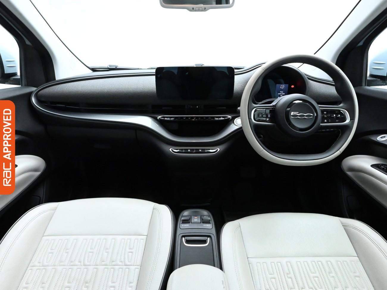 Used Fiat 500e 2021 for sale - 76373880: Photo 2