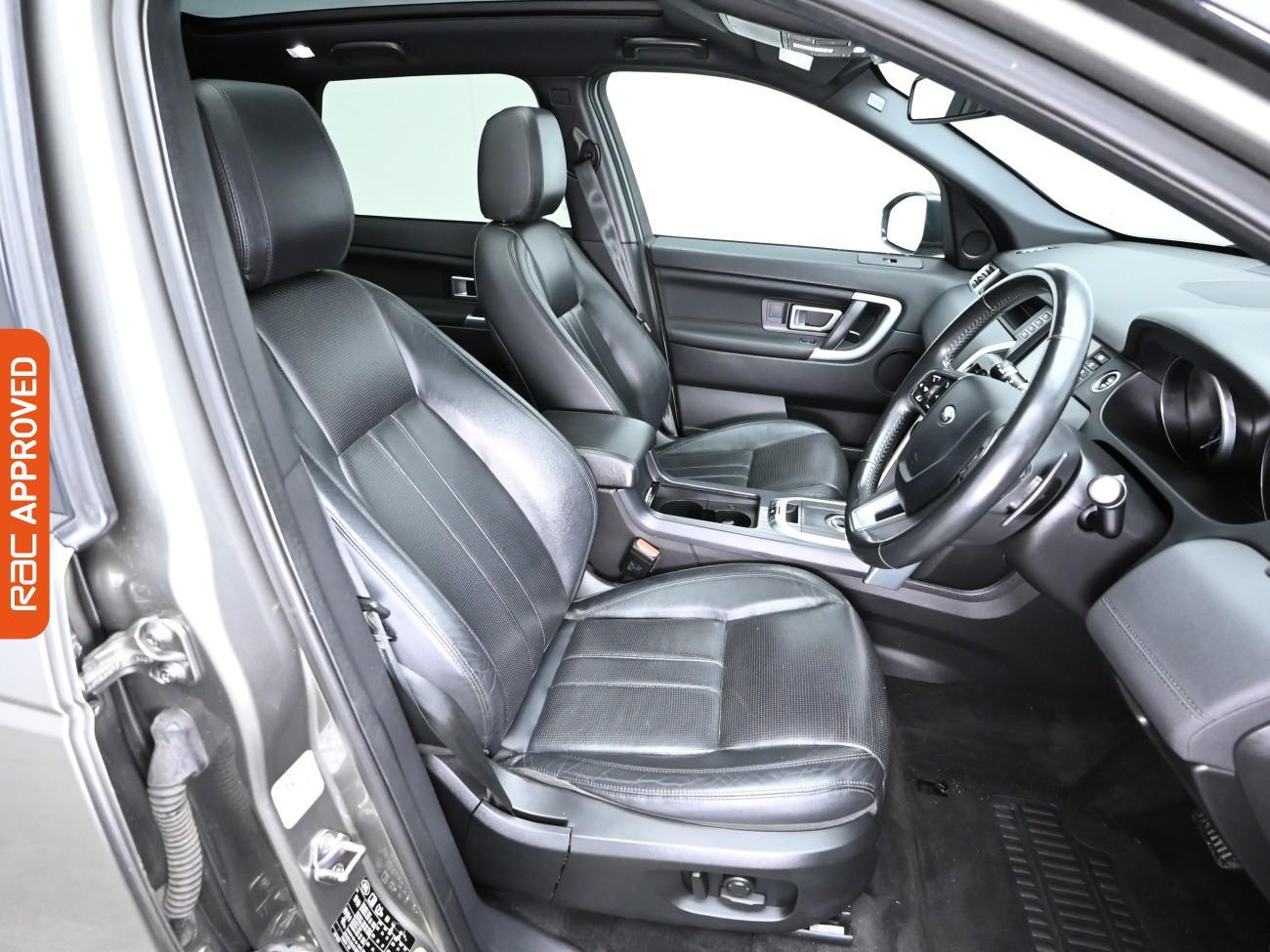 Used Land Rover Discovery Sport 2017 for sale - 77432084: Photo 12