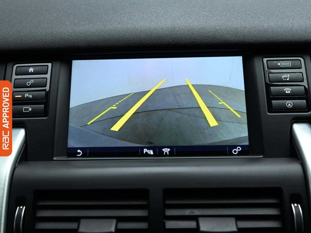 Used Land Rover Discovery Sport 2017 for sale - 77432084: Photo 14