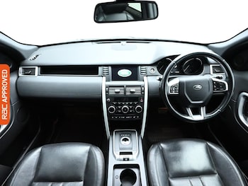 Used Land Rover Discovery Sport 2017 for sale - 77432084: Photo