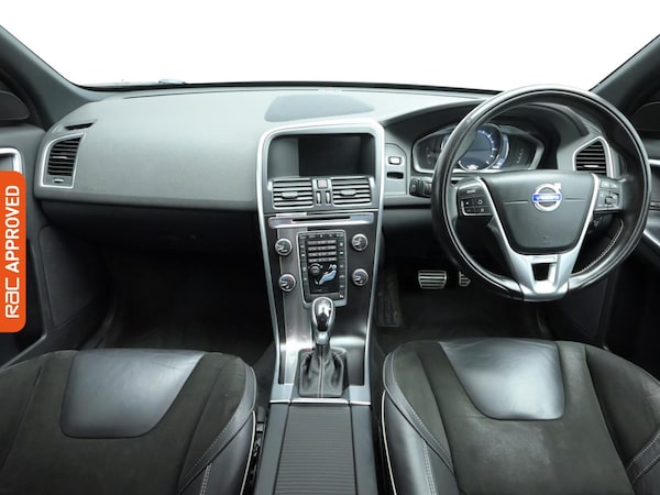 Used Volvo XC60 2016 for sale - 75626429: Photo 2