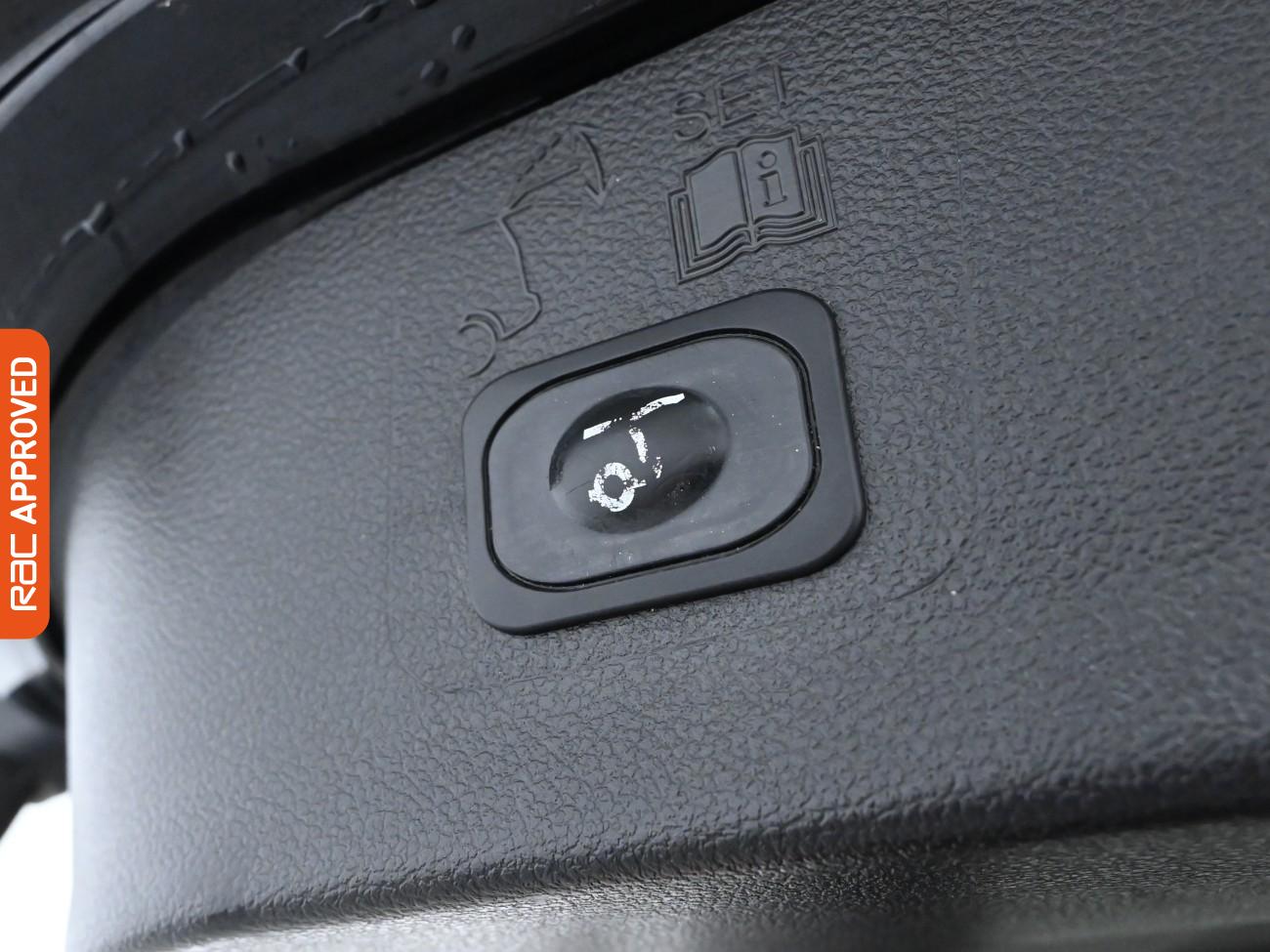 Used Ford Kuga 2019 for sale - 76495408: Photo 28