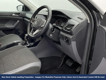 Used Volkswagen T-Cross 2021 for sale - 76972716: Photo