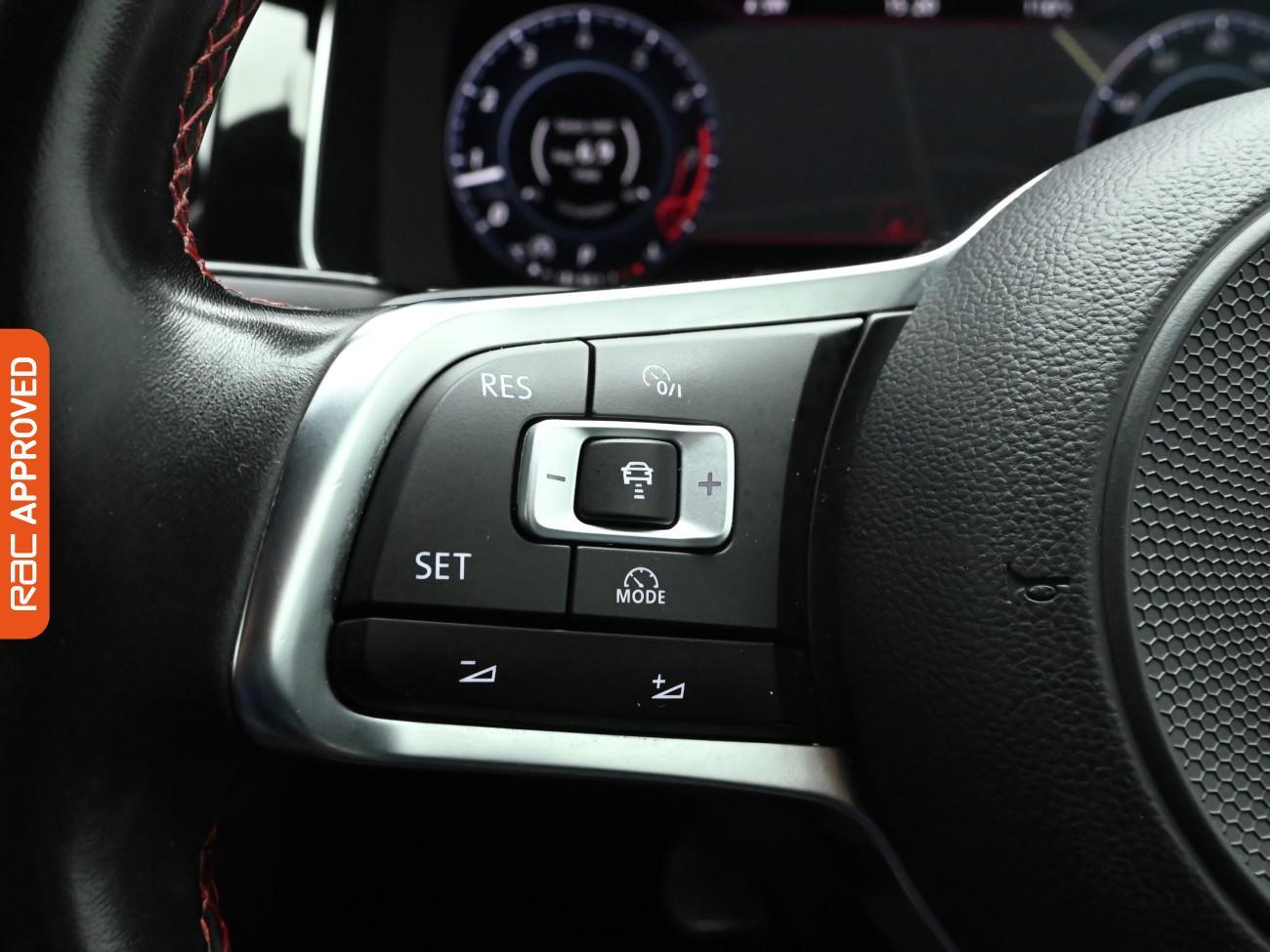 Used Volkswagen Golf 2017 for sale - 76732567: Photo 24