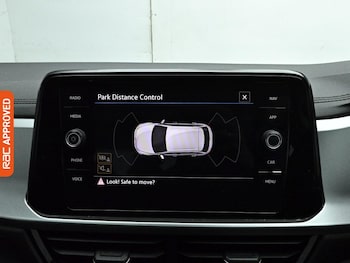Used Volkswagen T-Roc 2023 for sale - 79029644: Photo