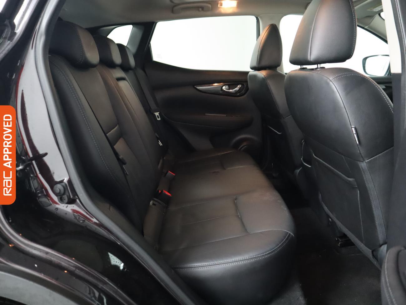 Used Nissan Qashqai 2016 for sale - 76088395: Photo 13