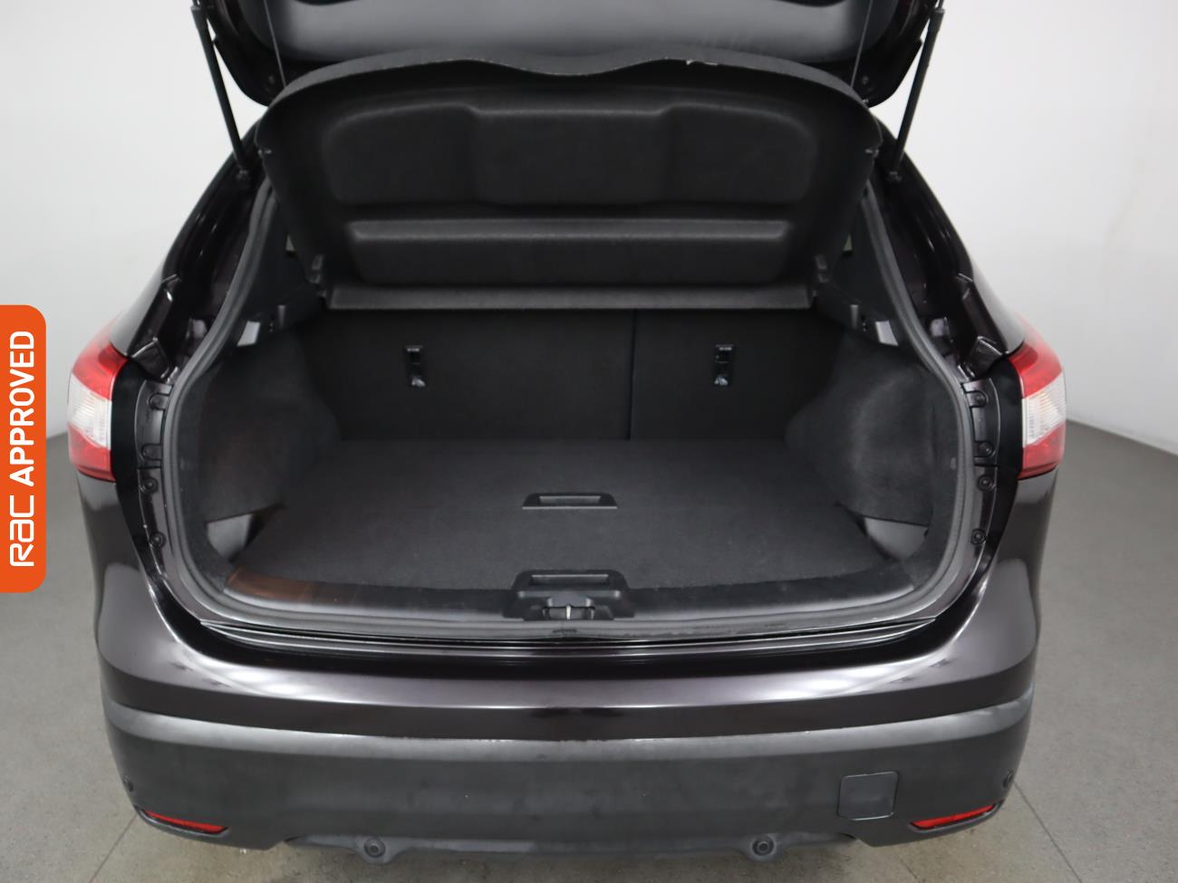 Used Nissan Qashqai 2016 for sale - 76088395: Photo 23