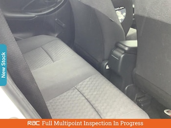 Used Toyota Yaris 2022 for sale - 75453288: Photo