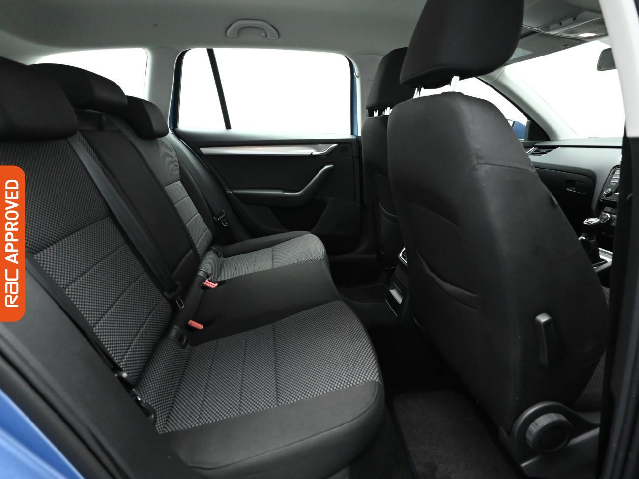 Used Skoda Octavia 2014 for sale - 76767769: Photo 13