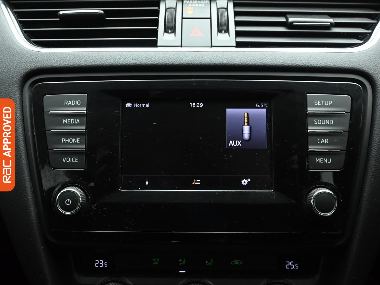 Used Skoda Octavia 2014 for sale - 76767769: Photo 3