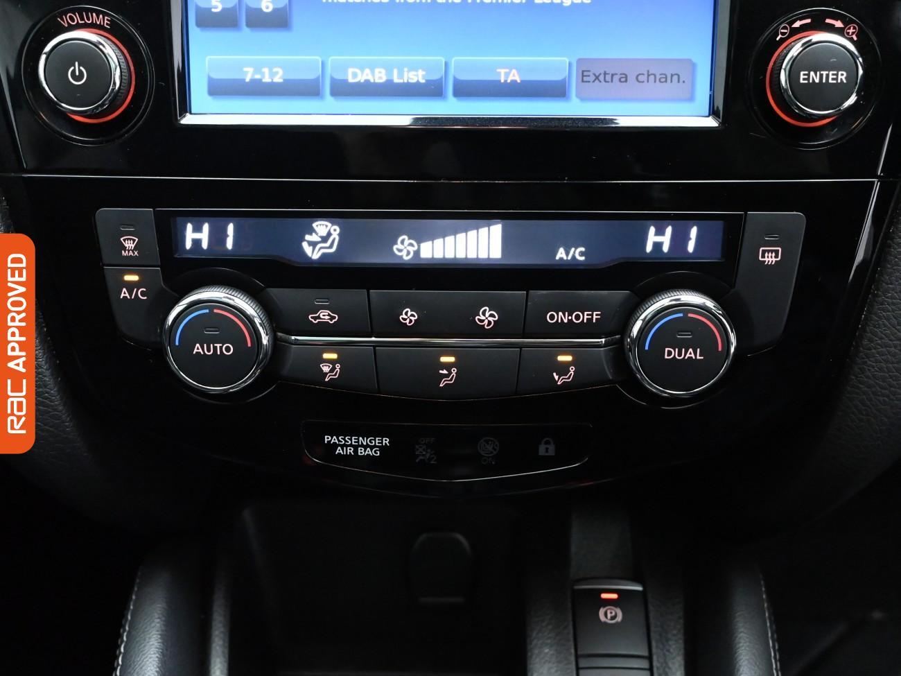 Used Nissan Qashqai 2018 for sale - 76288231: Photo 16