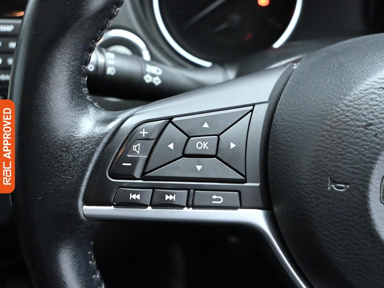 Used Nissan Qashqai 2018 for sale - 76288231: Photo 18