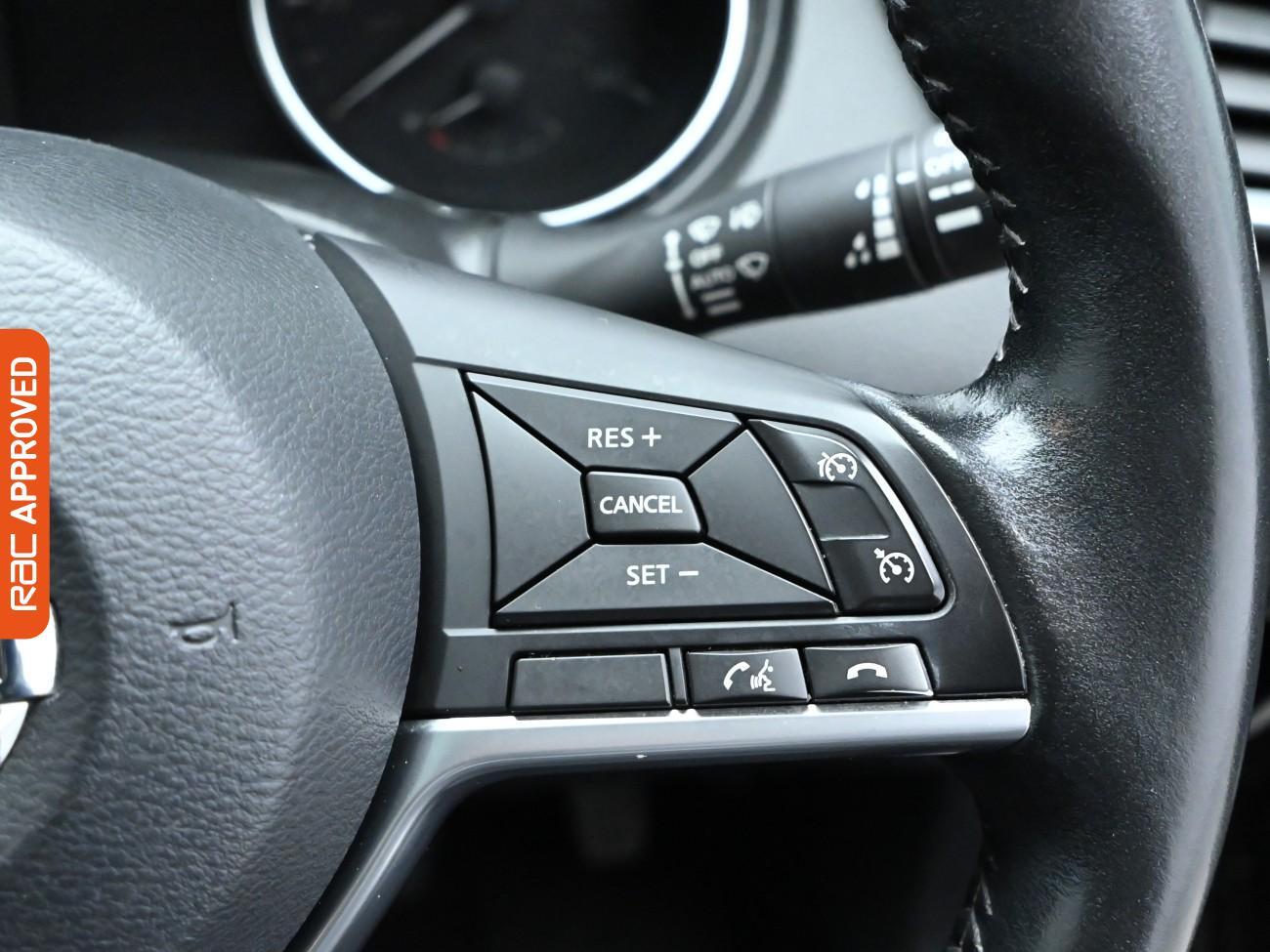 Used Nissan Qashqai 2018 for sale - 76288231: Photo 19