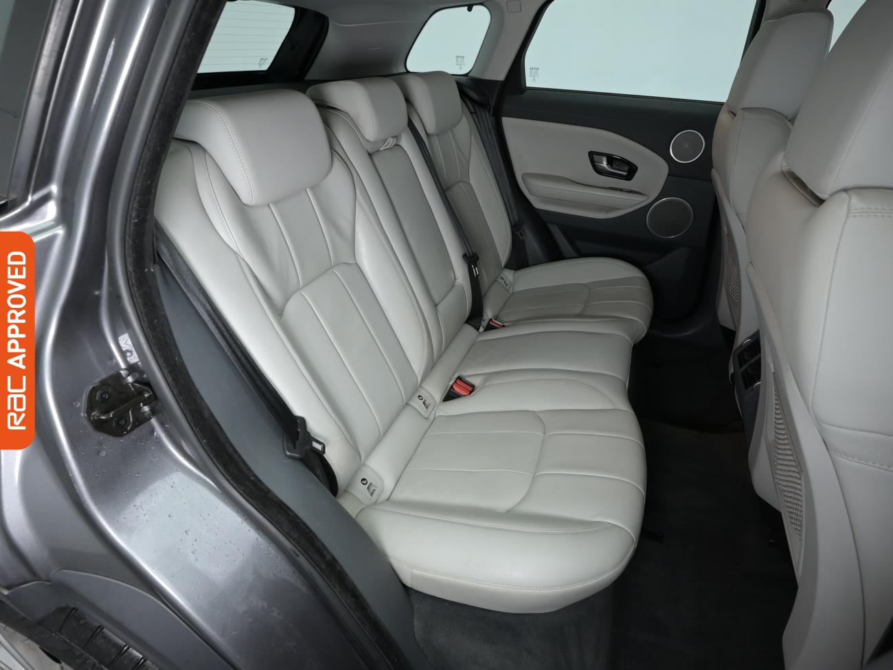 Used Land Rover Range Rover Evoque 2017 for sale - 76462234: Photo 12