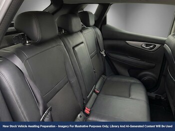 Used Nissan Qashqai 2017 for sale - 77199540: Photo