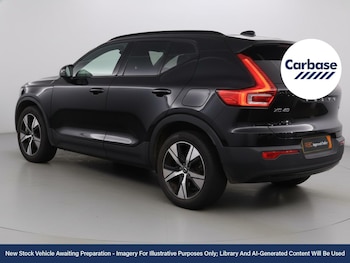 Used Volvo XC40 2021 for sale - 76909521: Photo