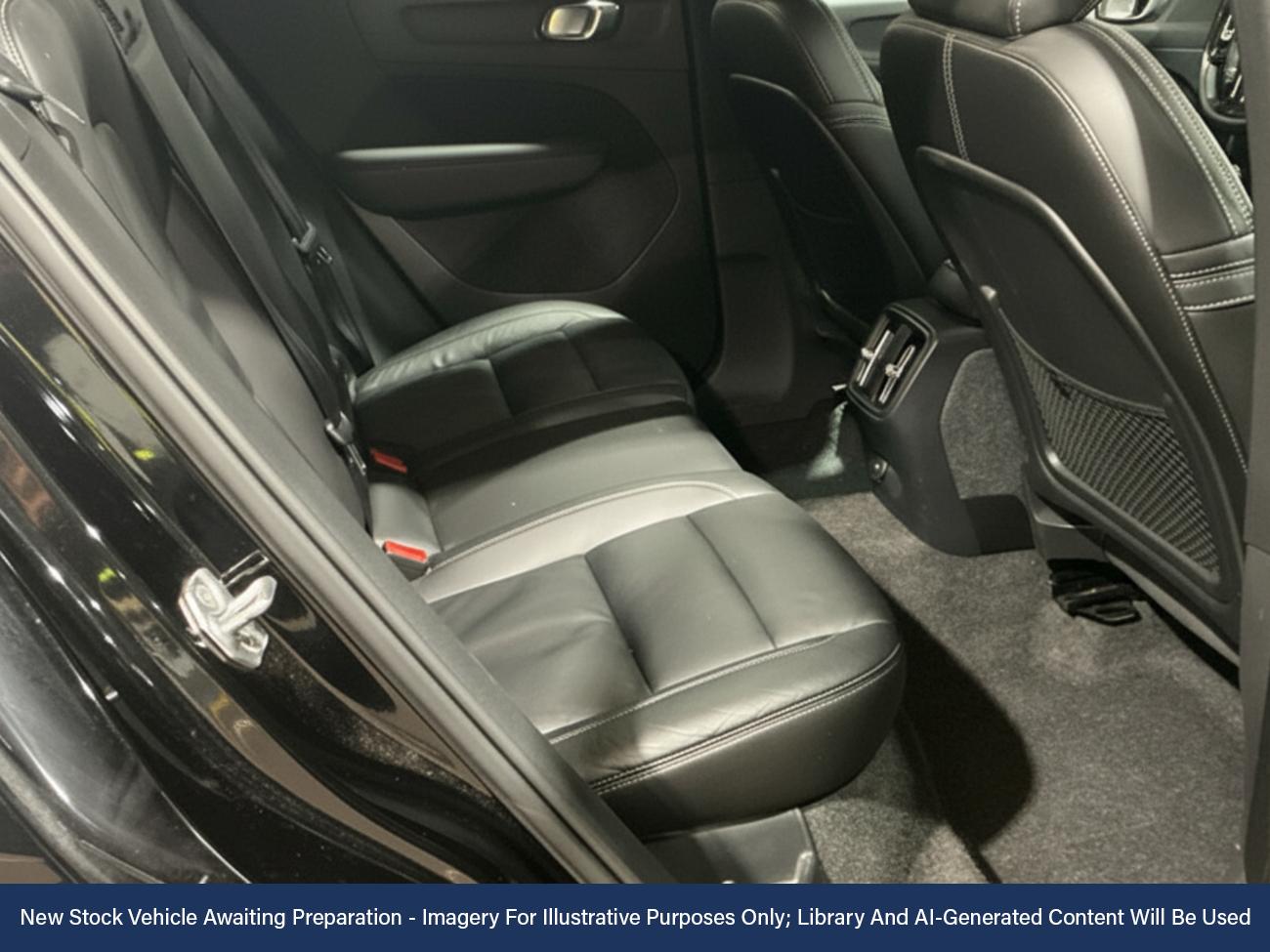 Used Volvo XC40 2021 for sale - 76909521: Photo 4