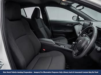 Used Toyota C-HR 2019 for sale - 79785109: Photo