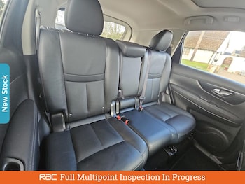 Used Nissan X-Trail 2017 for sale - 76170284: Photo