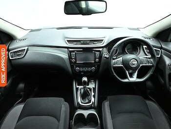 Used Nissan Qashqai 2018 for sale - 78620404: Photo
