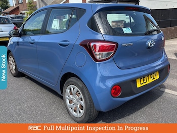 Used Hyundai i10 2017 for sale - 75604961: Photo