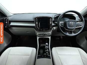 Used Volvo XC40 2019 for sale - 76220137: Photo