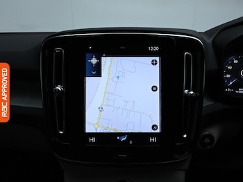 Used Volvo XC40 2019 for sale - 76220137: Photo