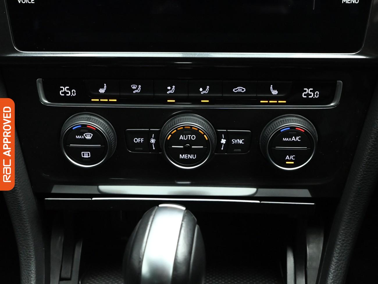 Used Volkswagen Golf 2020 for sale - 77037485: Photo 17