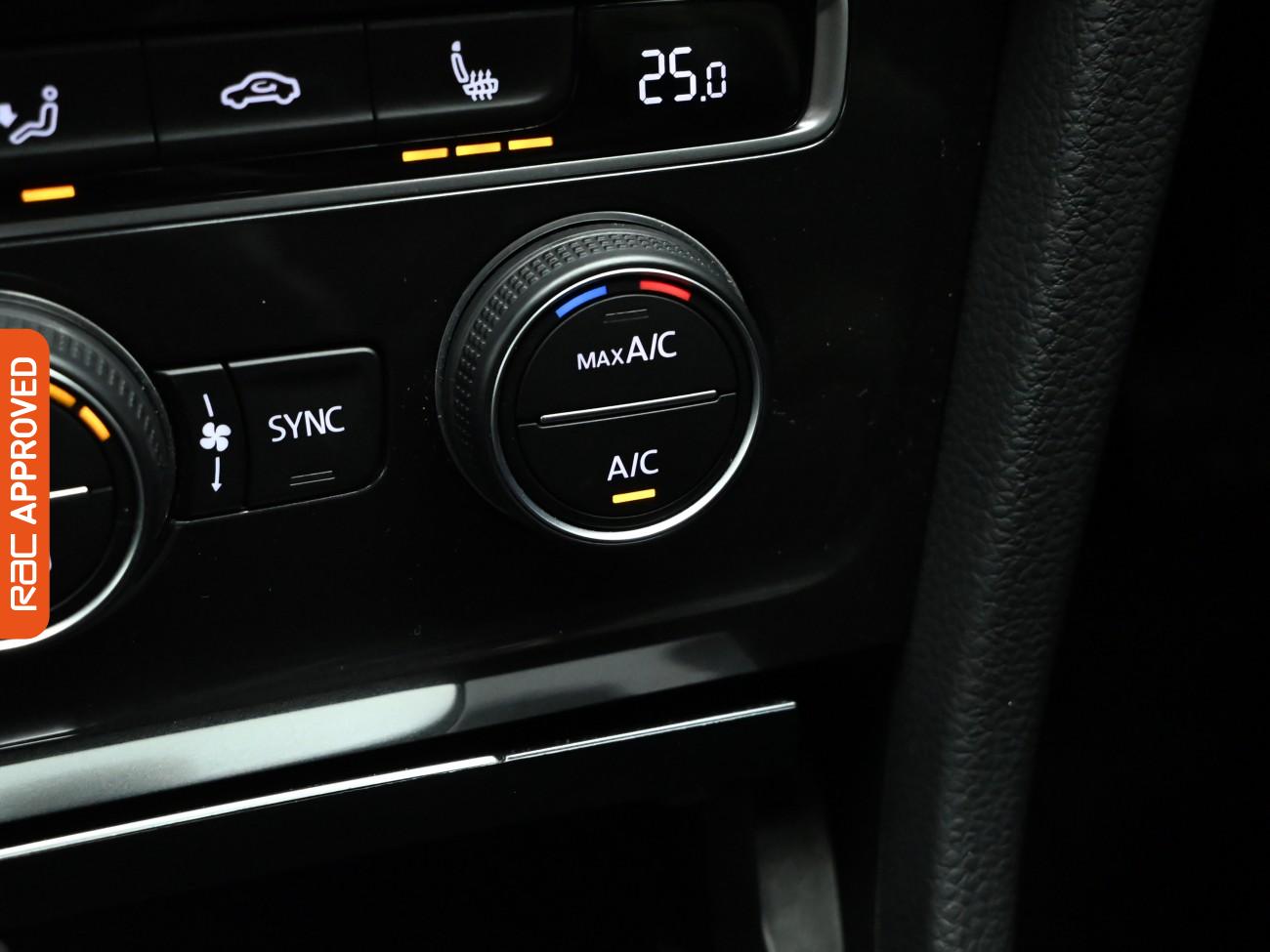 Used Volkswagen Golf 2020 for sale - 77037485: Photo 18